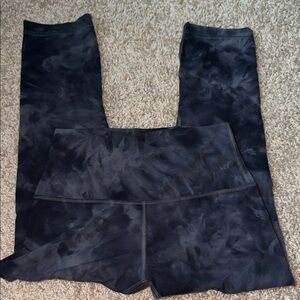 Lululemon align high rise leggings size 4! Inseam is 21”